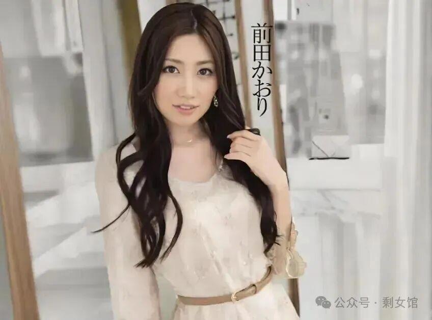 《海上钢琴师》电影封面